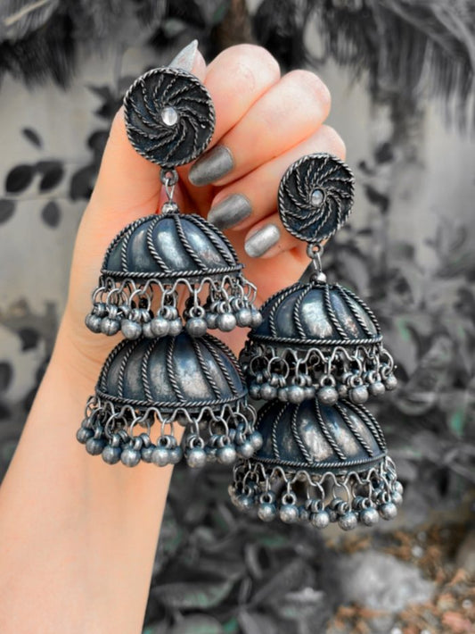 Mukut Jhumka